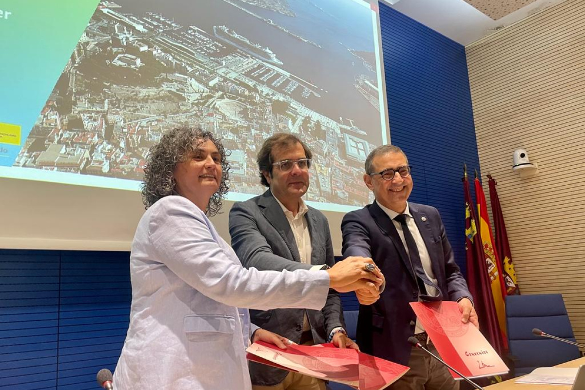 Imagen del acto de renovación y entrega premios Cátedra Medio Ambiente Mare Nostrum celebrado el pasado junio.
